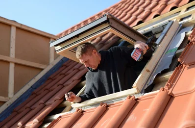 Pose de fenêtres de toit Velux à Chérêt